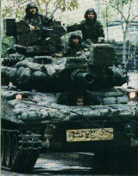  M551 Sheridan in combat in Panama after the world's first combat tank airdrop